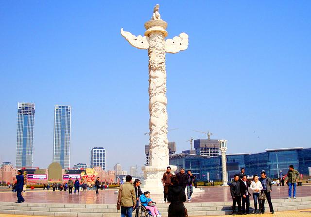 รูป จัตุรัสชิงไห่ Qinghai Square